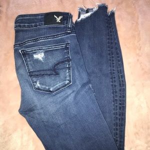 american eagle distressed skinny jeans